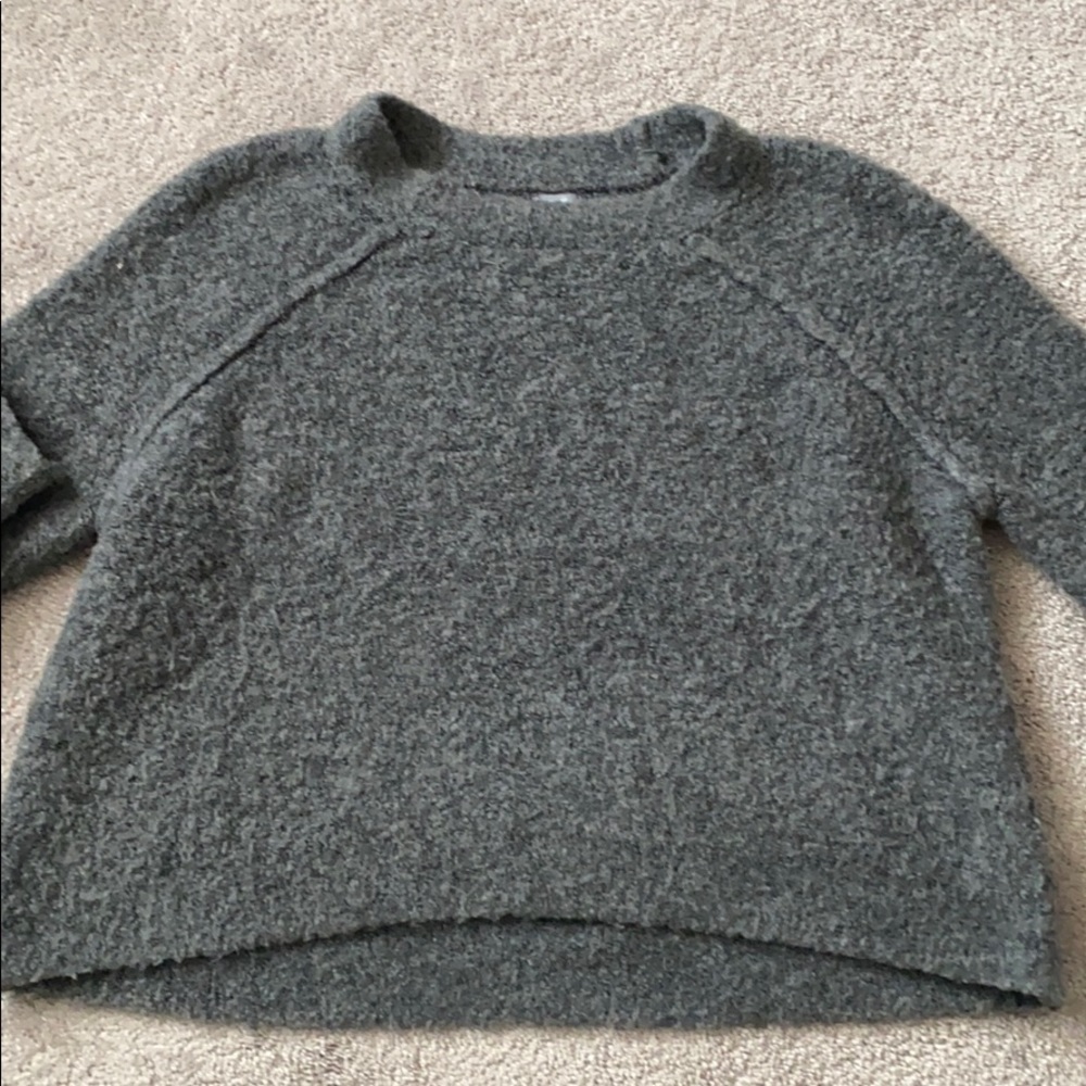 Fuzzy Gray Cropped Sweater